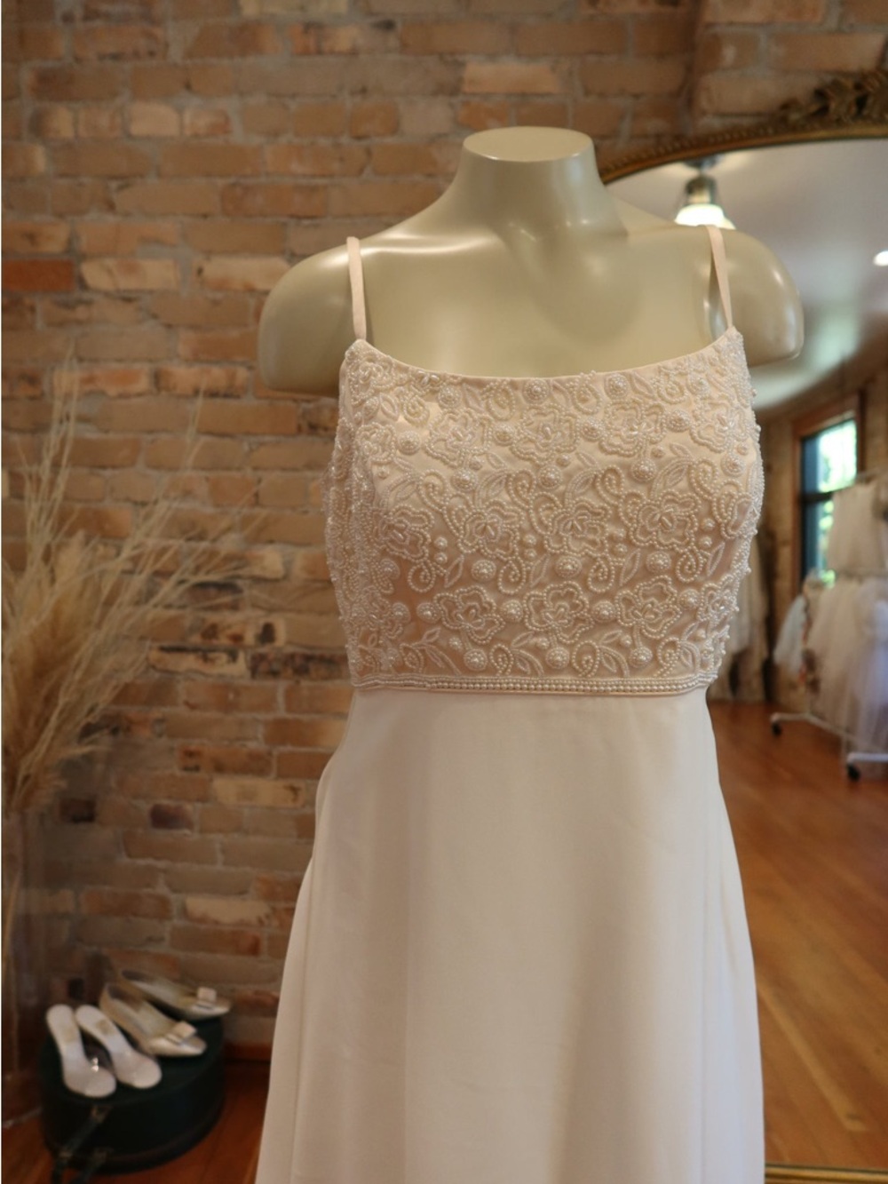 1990s Pearl Empire Gown - Picture 3 of 10